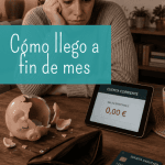 Mujer preocupada en su escritorio con hucha rota, cartera vacía y tablet mostrando saldo disponible 0,00 euros.